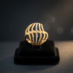 Bague de cocktail géométrique en or avec pavé de diamants, bijoux fins de luxe unisexes - Product Image 2