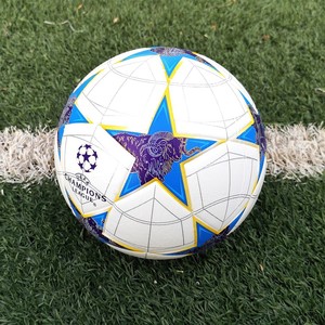 <span class=keywords><strong>Ballon</strong></span> <span class=keywords><strong>de</strong></span> football en PVC <span class=keywords><strong>l</strong></span>éger et durable pour les jeunes et les adultes, pour <span class=keywords><strong>l</strong></span>'entraînement et la compétition en intérieur et en extérieur - Product Image 3