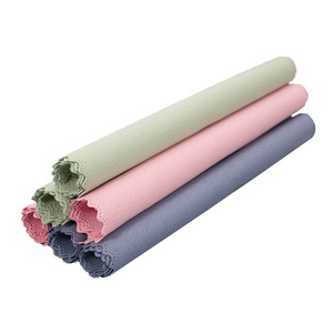 Paño de Limpieza de Microfibra 30x30cm Antiarañazos para Uso en Autos y Hogar - Product Image 2