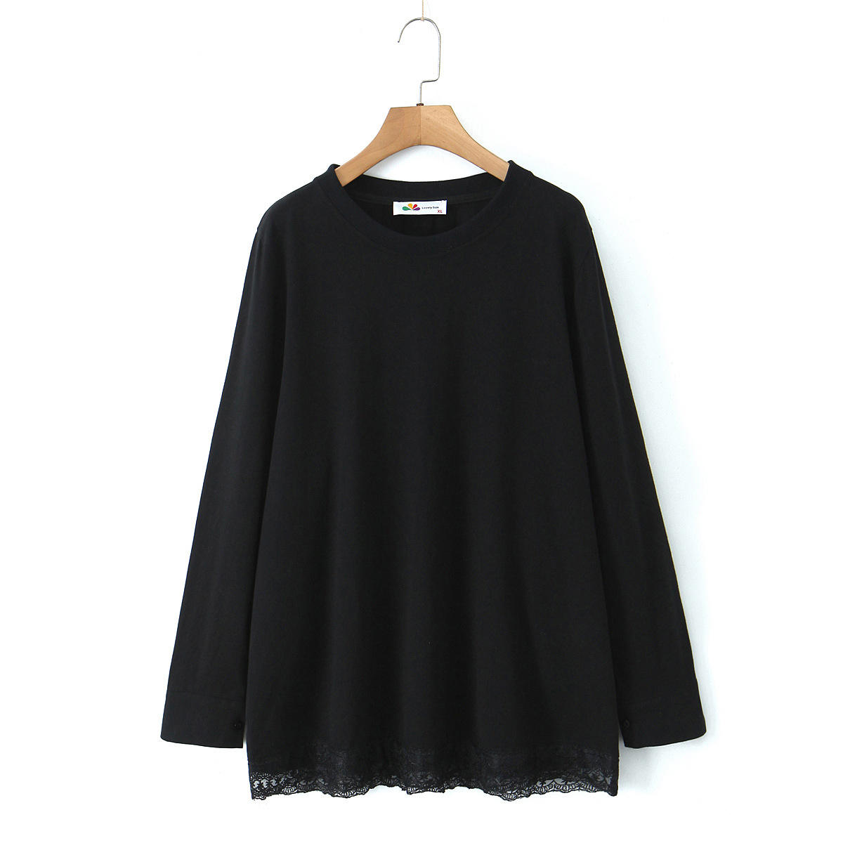 เสื้อยืดสีทึบสีดำ