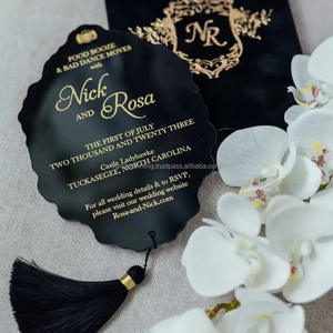 Carte d'invitation de mariage en acrylique de luxe avec pompon, pochette en velours, gravure personnalisée, estampage à chaud doré, sérigraphie, transparente et givrée - Product Image 3