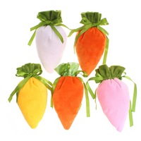 Sac de Pâques en velours motif lapin de dessin animé et carotte, sac à cordon à motif œuf pour les friandises et cadeaux de la maternelle