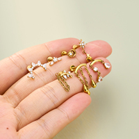 Piercing d'oreille en titane ASTM F136 à filetage interne avec zircone cubique (CZ) en forme d'étoile, de lune, de croix ou de fleur pour tragus, hélix et cartilage