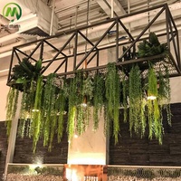 Vente en gros de vignes décoratives vignes suspendues en plastique lierre fougère plante suspendue lierre artificiel vignes pour décoration extérieure