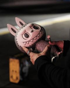 Autentico Mart for the Monster Giant PVC 400% Sketch <span class=keywords><strong>Anime</strong></span> Character <span class=keywords><strong>Fantasy</strong></span> & Sci-Fi Fashion Desktop Decoration Mystery - Product Image 2