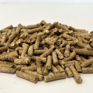 Briquettes de bois en forme de bâtonnets, couleur beige, pour système de chauffage - Product Image 1