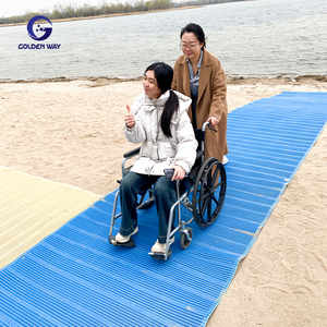 Tapis de plage en polyester personnalisés, passerelles portables d'extérieur avec maille filtrante à trous en spirale, tapis d'accès à la plage pour fauteuils roulants - Product Image 5