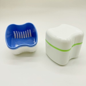 Estuche para dentaduras postizas estilo europeo, estuche para aparatos dentales, estuche de almacenamiento de malla desmontable, estuche para remojar dentaduras postizas completas, estuche para limpieza de aparatos dentales - Product Image 2