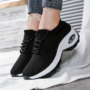 Femmes respirant coussin d'air course baskets volant tissage marche Style chaussures de sport tissu supérieur livraison directe <span class=keywords><strong>pas</strong></span> <span class=keywords><strong>cher</strong></span> prix - Product Image 1