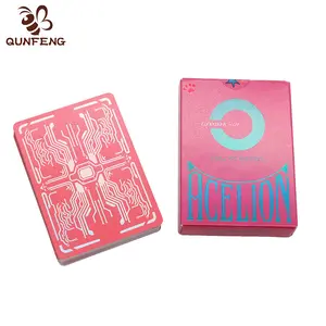 사용자 정의 로고 개인화 된 종이 카드 게임 전문 사용자 정의 디자인 방수 실버 포일 포커 핑크 포커 재생 포커