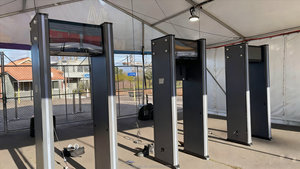 Detector de Metales Inteligente con Reconocimiento Automático de Artículos Zoan ZA5000 para Escuelas o Eventos - Product Image 3