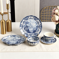 Service de table en porcelaine durable de style européen de luxe, vaisselle en céramique de luxe incluant des cuillères pour mariages, événements à domicile et hôtels