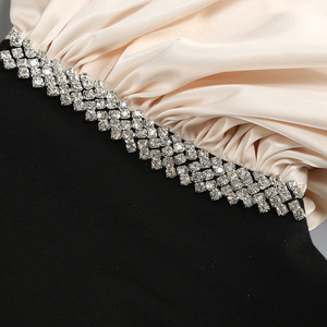 فستان حفلات نسائي ضيق باللون الأسود والمشمشي، بأكمام منتفخة مزينة بسلسلة ماسية، فستان ساتان جديد أنيق وعصري - Product Image 6