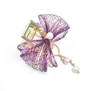 Nouveau design fantaisie assessoris glands perles maille métallique arc coréen pinces à griffes <span class=keywords><strong>pince</strong></span> à cheveux <span class=keywords><strong>crabe</strong></span> avec un grand <span class=keywords><strong>prix</strong></span> - Product Image 5