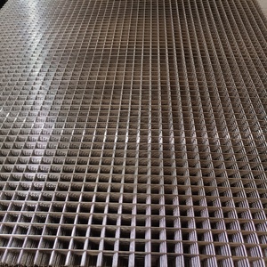 5.8m x 2.2m Link 7ft Sıcak Fırsat Ucuz Fiyat 4mm Tel Çaplı Kuş Kafesi Panelleri Çiftlik Çiti Demir Tel 1m X 2m Kaynaklı Tel Örgü Panel - Product Image 2