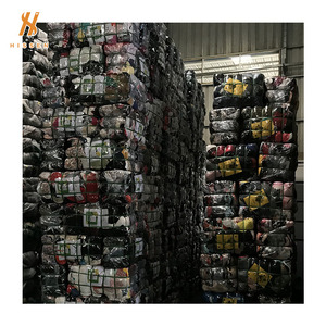 Venta al Por Mayor de Pacas de Ropa de Lujo Usada para Niños y Bebés de Marcas Mixtas - Product Image 3