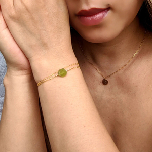 Bracelet double couche en péridot, aigue-marine et pierre de lune naturels pour l'équilibre émotionnel et le soulagement du stress - Product Image 3