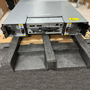 Nouvelle unité de stockage Dell PowerVault ME5024 2026, double contrôleur, 32 Go de cache, 24 baies de disques, certifiée CE/RoHS - Product Image 4
