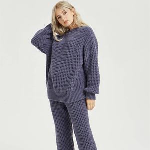 Venta al por mayor suave cálido cómodo Fuzzy Fleece Lounge Wear poliéster mujeres ropa de dormir pijama conjunto <span class=keywords><strong>YLY</strong></span> - Product Image 3