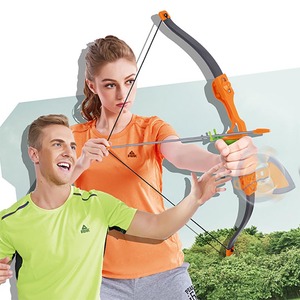 Jeu de fléchettes 3 en 1 pour l'intérieur et l'extérieur avec cible de fléchettes, étoiles, haches, tir à l'arc, ensemble de cibles pour adultes et enfants - Product Image 4