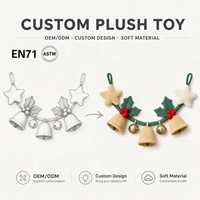 Peluche personnalisée en gros, ornement de Noël en peluche pour arbre, décoration suspendue, cadeau de Noël en peluche, faible MOQ, mascotte OEM