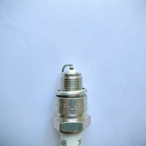 Xe Máy bugi gốc NGK phụ tùng bujias 5111 <span class=keywords><strong>bp7hs</strong></span> cho Suzuki OEM 0948200262,0948000264 cho 0241245656,0242240561 - Product Image 6