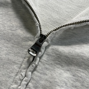 Sudadera con capucha de diseñador personalizada para hombre, estilo urbano, lavada, transpirable, negra, de forro polar de 430 g/m², vintage, con efecto desgastado, lavado ácido, con cremallera, para otoño - Product Image 4