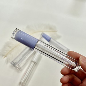 Jinlan 2024 Brillo de labios Embalaje Personalizado Brillo de labios Contenedor Oem 6,6 ml Tubos de brillo de labios vacíos Logotipo personalizado con aplicador de esponja - Product Image 3