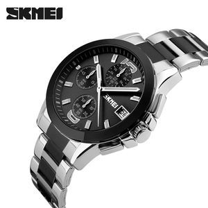 นาฬิกาควอตซ์สำหรับผู้ชายตัวเรือนสแตนเลสดีไซน์กันน้ำตัวเรือนกระจกขนาด42มม. 304/316หรูหราออกแบบโลโก้ได้ตามต้องการ - Product Image 3