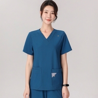 Tenues de travail unisexes à manches courtes en tissu polyester Dobby élastique à séchage rapide pour salles d'opération et cliniques dentaires