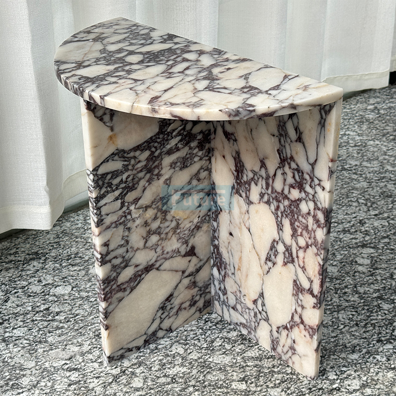 Кофейный столик из натурального камня calacatta