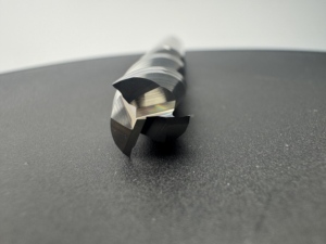 CNC HRC45-65 Carbide <strong>End</strong> <strong>Mill</strong> with 3 Flute Customizable Tungsten Square Cutter for Steel Flat Milling ODM &amp; OEM Supported - Product Image 4