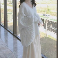 Hiver Français Niche Design Fabricant de vêtements Loose V-neck Temperament Mid-length Sweater Mesh Skirt Knitted Two-piece Set
