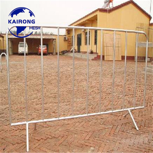 Barrière temporaire personnalisée de 1,8 m pour le contrôle du trafic routier et des foules, <span class=keywords><strong>en</strong></span> métal thermolaqué et <span class=keywords><strong>bois</strong></span> traité sous pression, résistant à la décomposition - Product Image 5
