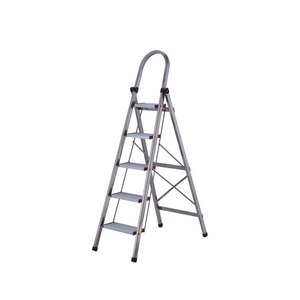 Escalera de Acero de Alta Calidad de 5 Peldaños, Segura y Resistente, con Pasamanos Semicircular AP-3305 - Product Image 1