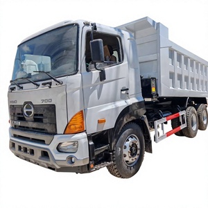 รถผสมปูนซีเมนต์ฮีโน่ 700 สีขาว รถบรรทุกงานหนักสำหรับงานก่อสร้าง เครื่องยนต์ 6 สูบเรียง กำลังผสม 259 กิโลวัตต์ ประสิทธิภาพการทำงานสูง - Product Image 1