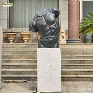 Statue de torse d'Homme Musclé Nue en Marbre Noir, style Gaddi, Héllénique - Product Image 1