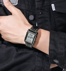 Nouvelle montre <span class=keywords><strong>Skmei</strong></span> 1812 en acier inoxydable doré, étanche 3 ATM, montre numérique carrée pour hommes - Product Image 5