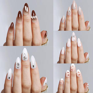 Nailway Reutilizable Forma de almendra 24 piezas Diseño de estrella Punta blanca <span class=keywords><strong>Uñas</strong></span> francesas Pegar en las <span class=keywords><strong>uñas</strong></span> <span class=keywords><strong>para</strong></span> mujeres <span class=keywords><strong>Niñas</strong></span> - Product Image 5