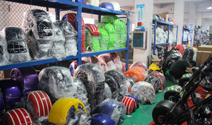 Elektrikli Yük Taşıma Scooterı Sertifikalı Kask 1500W Fırçasız Motor 200KG Kapasiteli Çift Süspansiyonlu Su Geçirmez Sokak Satıcısı Arabası - Product Image 6