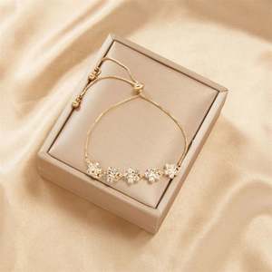 Diseño Simple Miss Sweet Daisy 5 pulseras de flores ajustable dibujar pulsera de circón de lujo para mujer - Product Image 4