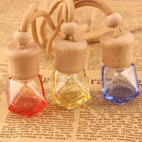 8ml coloré vide bouchon en bois verre voiture désodorisant suspendu bouteille de parfum parfum bouteille diffuseur pour voiture