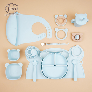Ensemble d'alimentation pour <span class=keywords><strong>bébé</strong></span> en silicone de qualité alimentaire personnalisé en gros, écologique, non toxique, assiette à ventouse, bol, bavoir, tapis de table pour nourrissons et tout-petits - Product Image 2