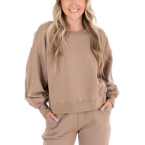 Ensemble de vêtements de sport personnalisé de haute qualité Streetwear deux pièces pour femmes pull-over surdimensionné à capuche - Product Image 3