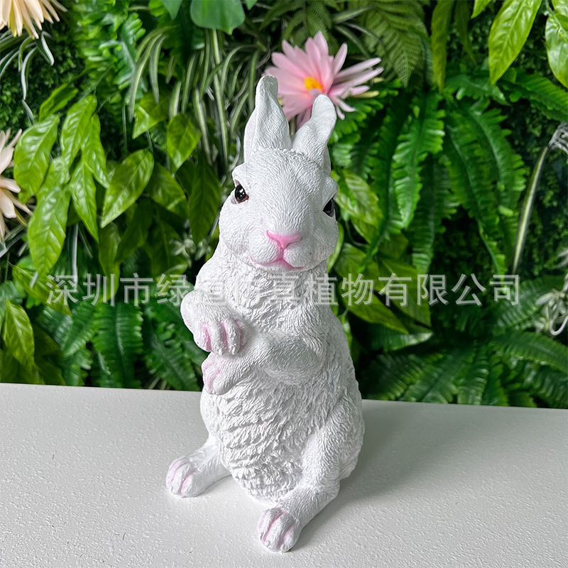 Lapin debout [Longueur 21cm, Largeur 15cm, Hauteur 33cm]