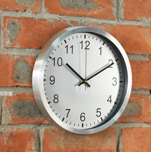 Simple <b>Brushed</b> Aluminum Frame Modern Round Clock Wall with Temperature and Humidity - Product Image 6