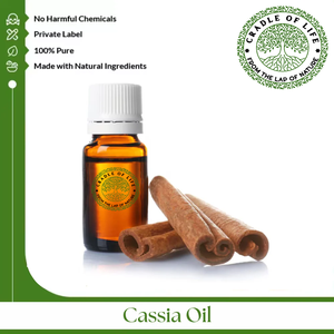 El aceite de Cassia es un aceite esencial cálido y aromático de origen picante y especiado, derivado de la corteza del árbol Cinnamomum cassia mediante destilación por vapor. - Product Image 5