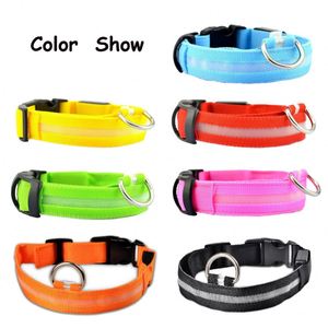 Correa de entrenamiento antipérdida de material de nailon, collares para mascotas iluminados, <span class=keywords><strong>collar</strong></span> de perro LED recargable por USB con luz alta - Product Image 2