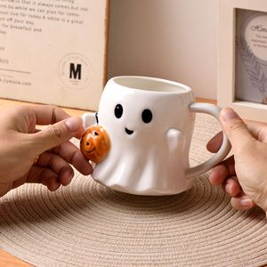 Tasse à thé en céramique 3D créative en forme de fantôme blanc avec poignées, capacité 600 ml, résistante au lave-vaisselle et aux hautes températures, vente en gros - Product Image 2