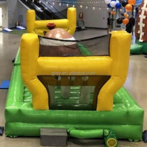 GMY Inflables Nuevo diseño Campo de fútbol americano Castillo inflable Juego de lanzamiento inflable con aro de baloncesto - Product Image 4